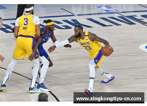 NBA湖人对阵掘金：激烈对决决定季后赛命运